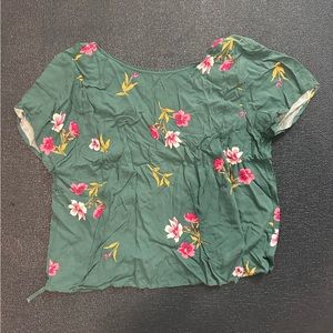 Abercrombie & fitch cropped tee